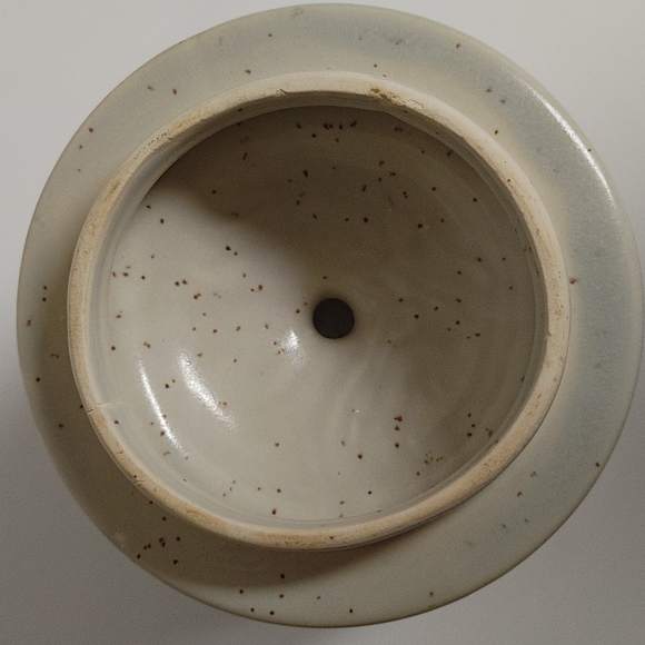 Small McCoy Lidded Ceramic Canister - Picture 8 of 10